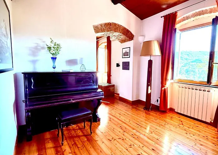 Prázdninový dům La - Cozy House With Parking, Wifi, Box And Air Conditioning *