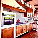 בית נופש La - Cozy House With Parking, Wifi, Box And Air Conditioning ראפאלו