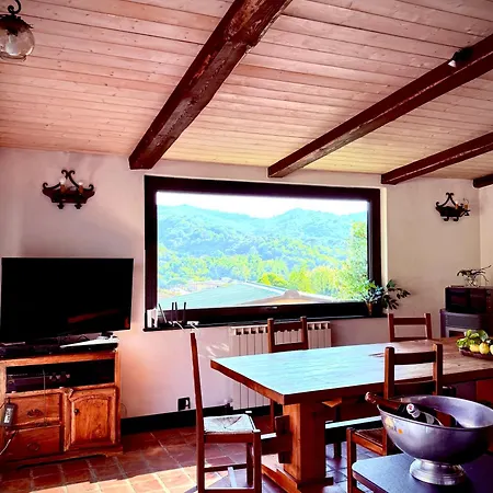 Dom wakacyjny La - Cozy House With Parking, Wifi, Box And Air Conditioning
