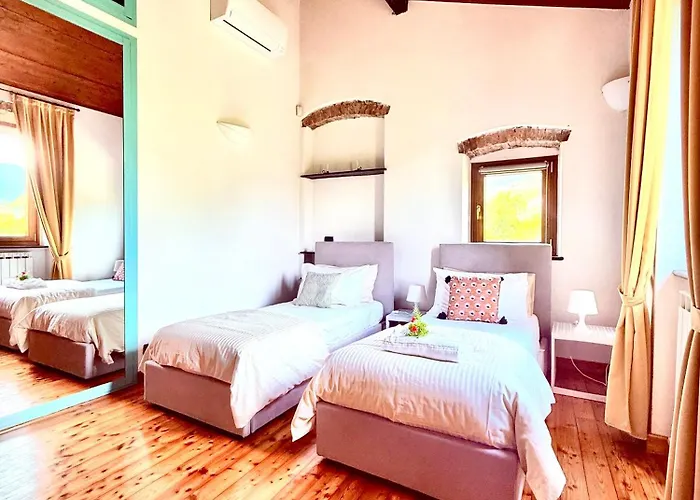 La - Cozy House With Parking, Wifi, Box And Air Conditioning Casa de Férias